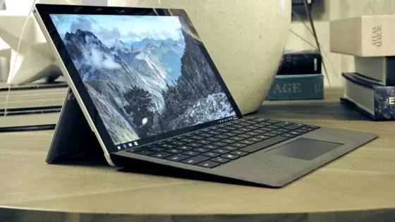 Microsoft presentó su nueva tablet Surface Pro 4